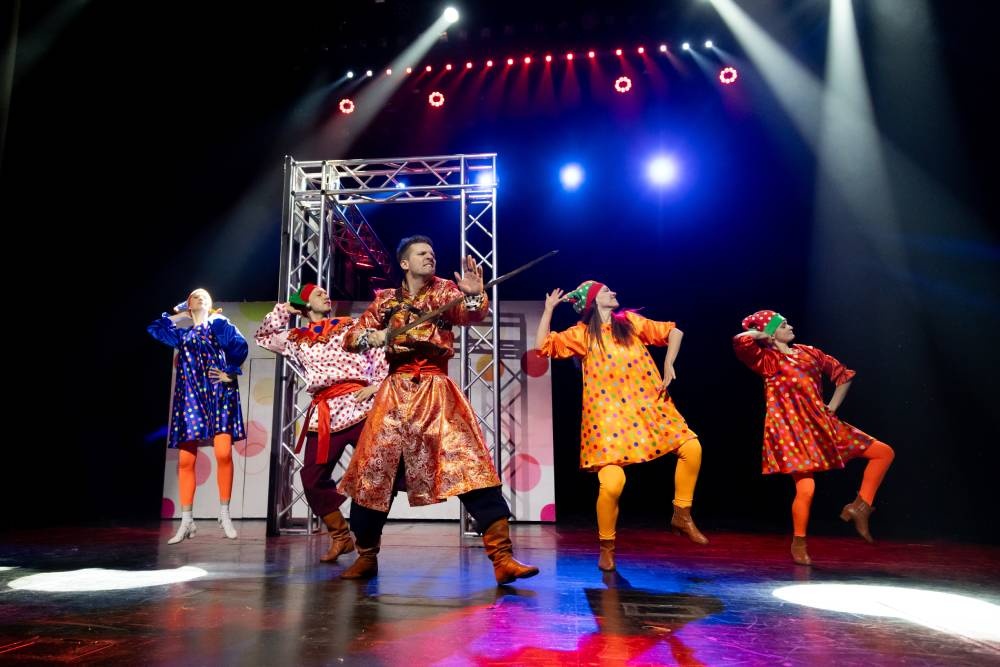    Анна Липецкая