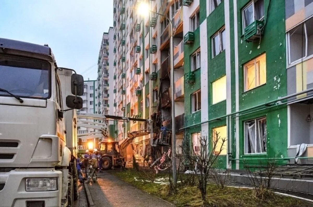    Много боли.