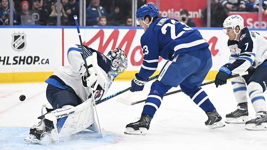    Фото: REUTERS/Dan Hamilton