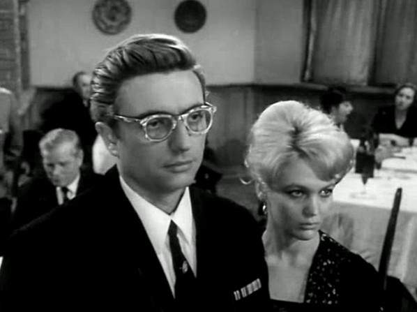 Кадр из фильма "Майор Вихрь", 1967 год