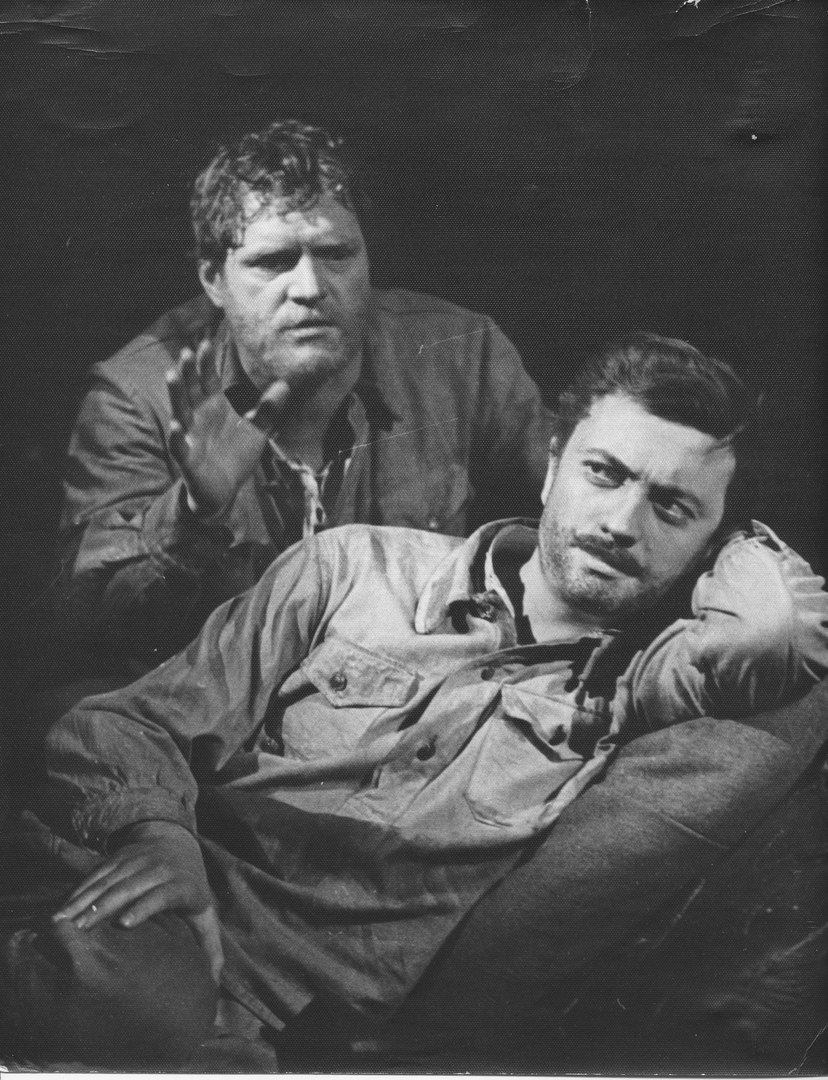 С Л. Марковым в спектакле "Они сражались за Родину"