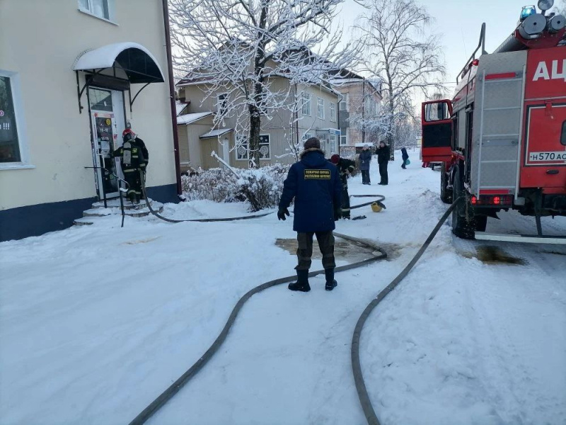    Закрытый магазин загорелся в Карелии Телеграм-канал Госкомитета Республики Карелия по обеспечению жизнедеятельности и безопасности населения