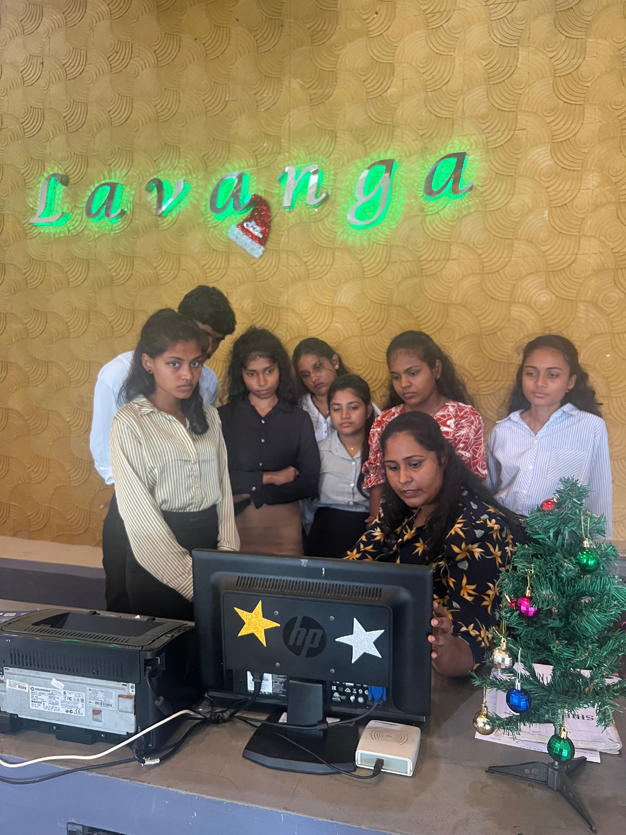 Коллектив ресепшена Lavanga