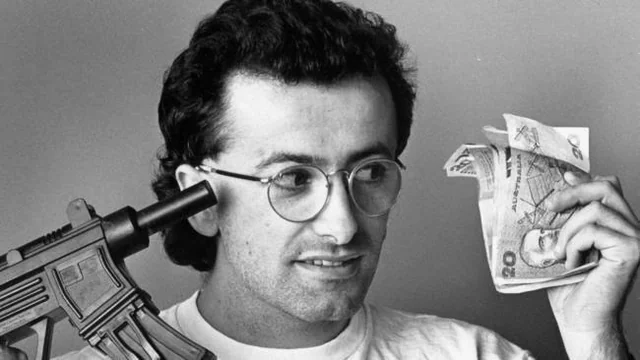 Эндрю Дентон