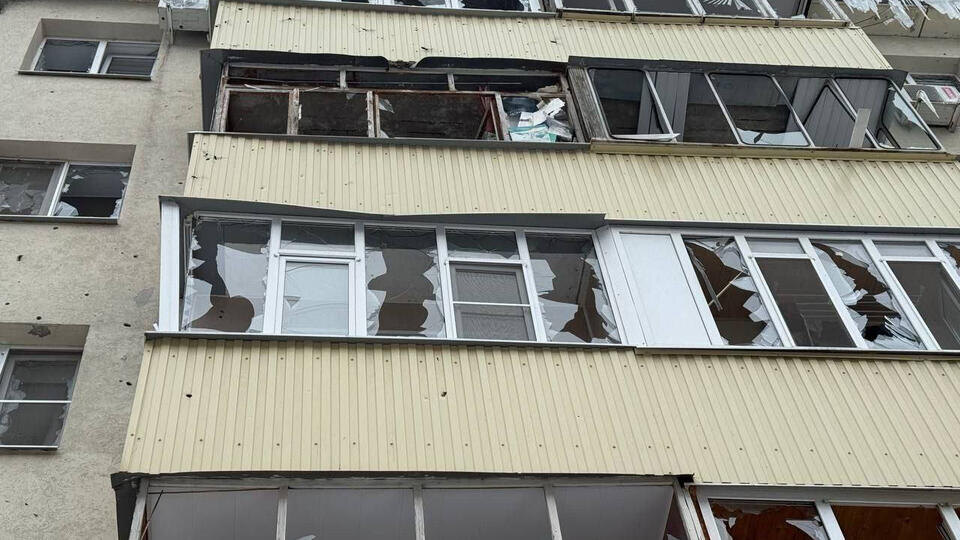     Два человека пострадали при ракетном ударе ВСУ по центру Белгорода t.me/Настоящий Гладков