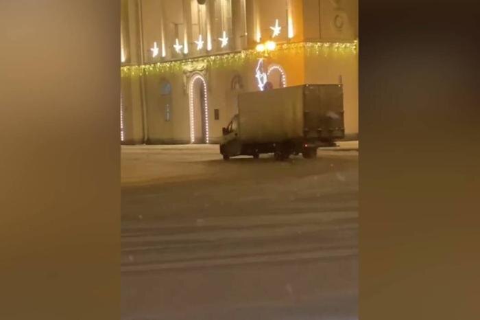 Обложка © Telegram/Госавтоинспекция СПб и ЛО