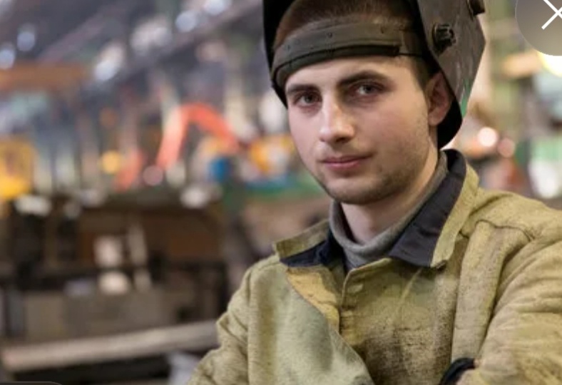 Как обычный сварщик вскрыл планы по развитию родного завода.