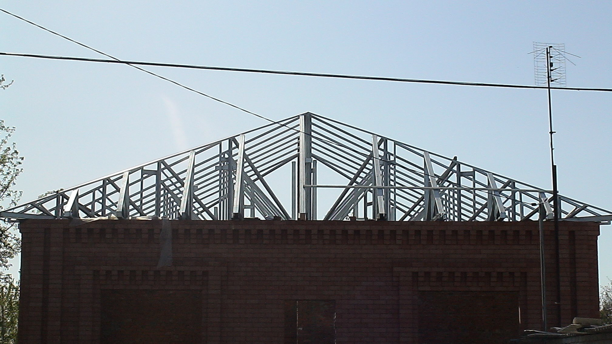 Крыша из ЛСТК, фото «Профильные системы плюс», г. Армавир. Телефон для вопросов и заявок 8 918 359-22-07