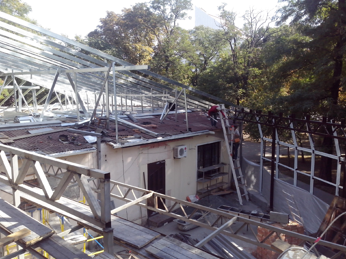 Строительство крыши из ЛСТК в Ростове-на-Дону. Фото «Профильные системы плюс», телефон для вопросов и заявок 8 918 359-22-07