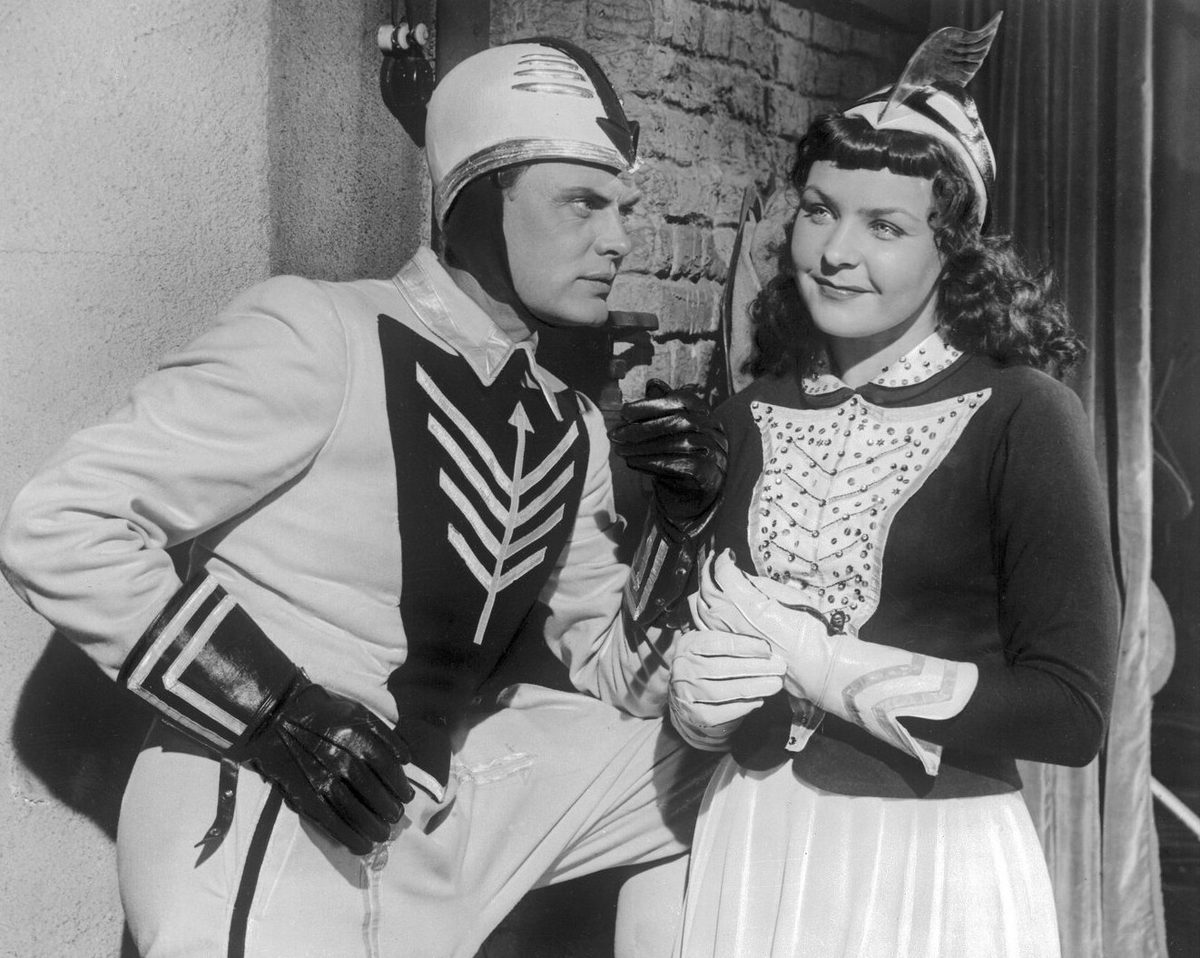 Павел Кадочников и Нина Ургант в фильме «Укротительница тигров», 1954 год