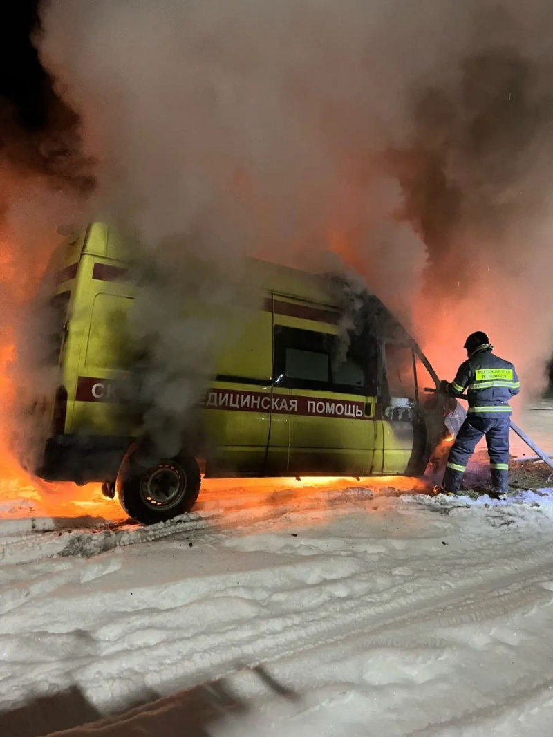    Автомобиль скорой помощи вспыхнул в КарелииТелеграм-канал Госкомитета Республики Карелия по обеспечению жизнедеятельности и безопасности населения