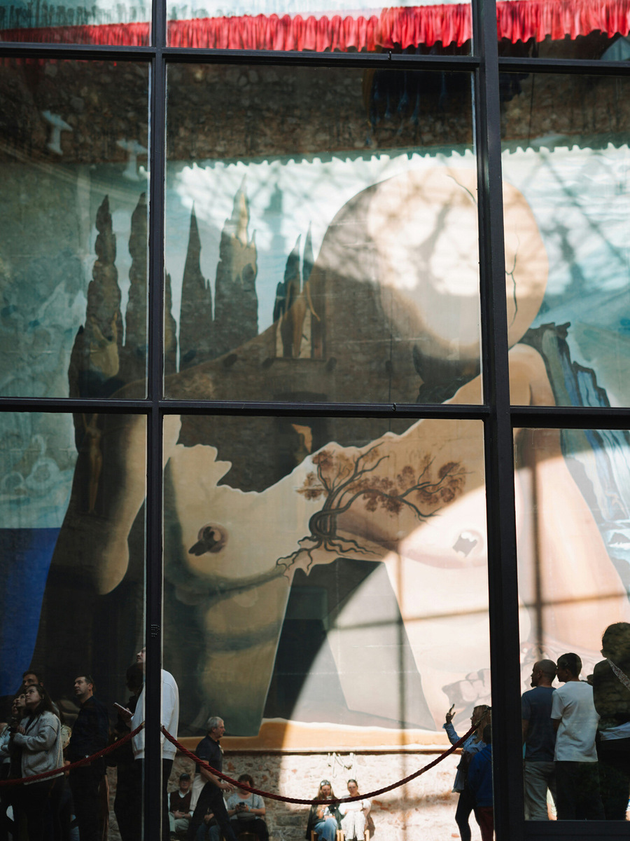 Этот музей — путешествие и сюрреализм, игра и исследование, провокация и красота. Фото: Lala Azizli / Unsplash