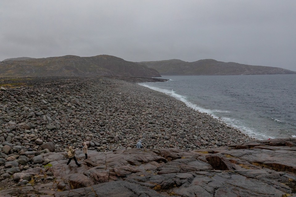    Поиски пропавшей во время айс-флоатинга женщины осложняют полярная ночь и морозы Андрей АБРАМОВ