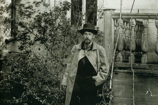 А.П. Чехов в Мелихове.. Фотография 1897г