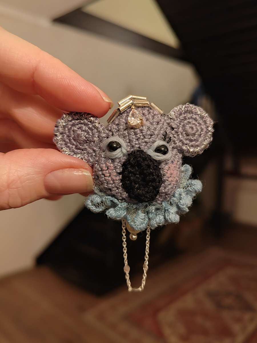 Брошь коала 