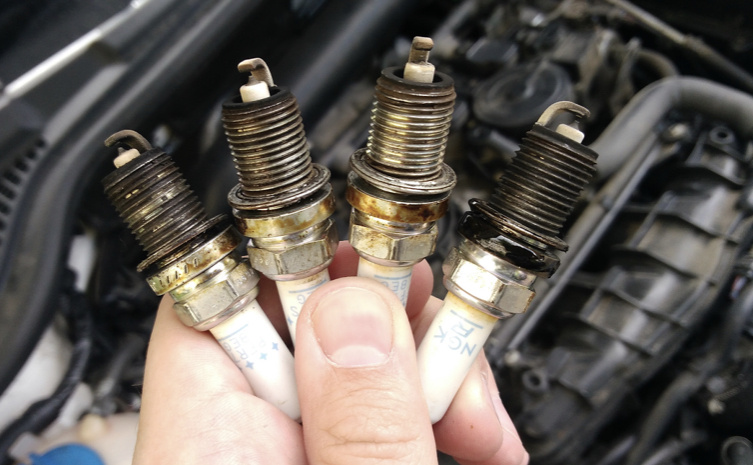 СВЕЧИ-КАК ЧАСТО МЕНЯТЬ, И КАК ПОНЯТЬ ЧТО УЖЕ ПОРА?