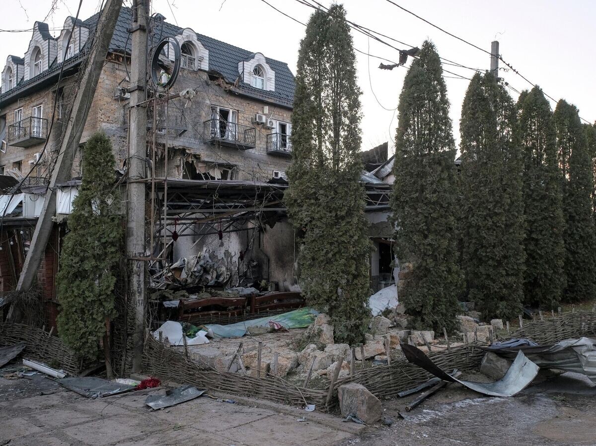   Последствия атаки БПЛА ВСУ на поселок Хорлы в Херсонской области | © РИА Новости / Сергей Мирный