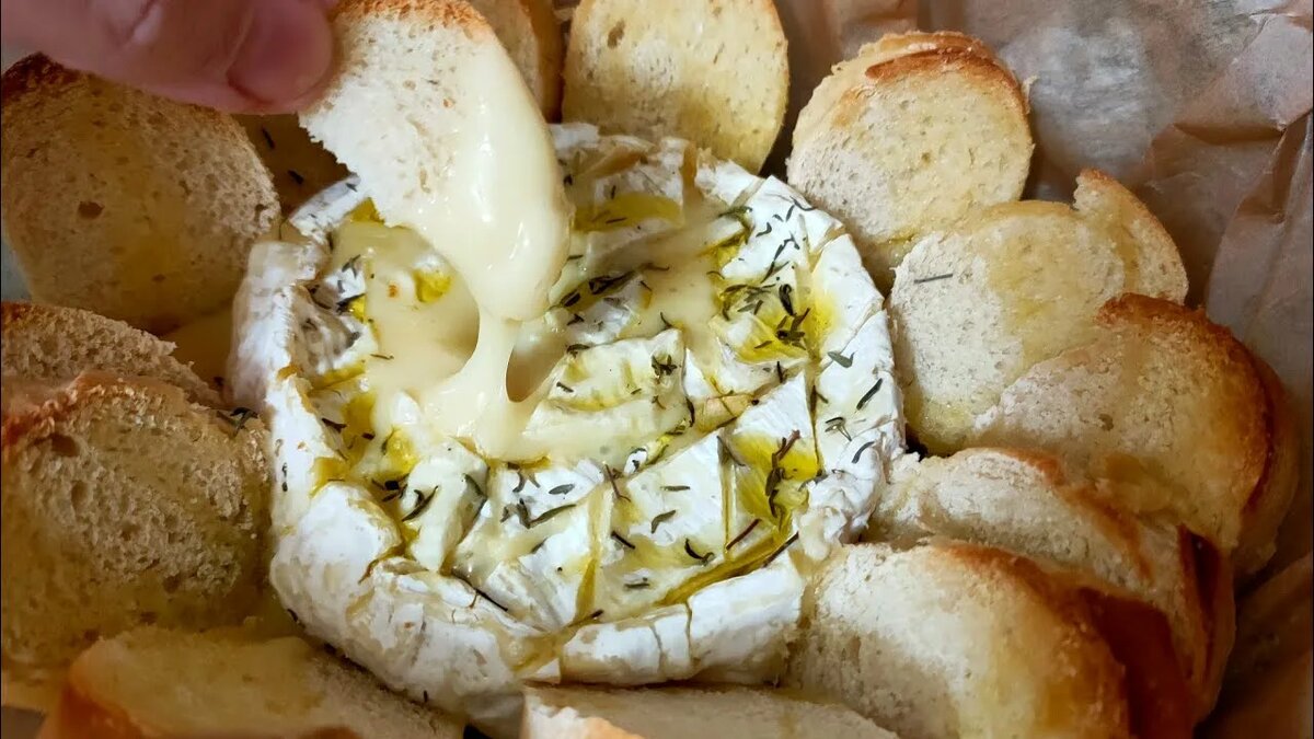 камамбер после нарезки