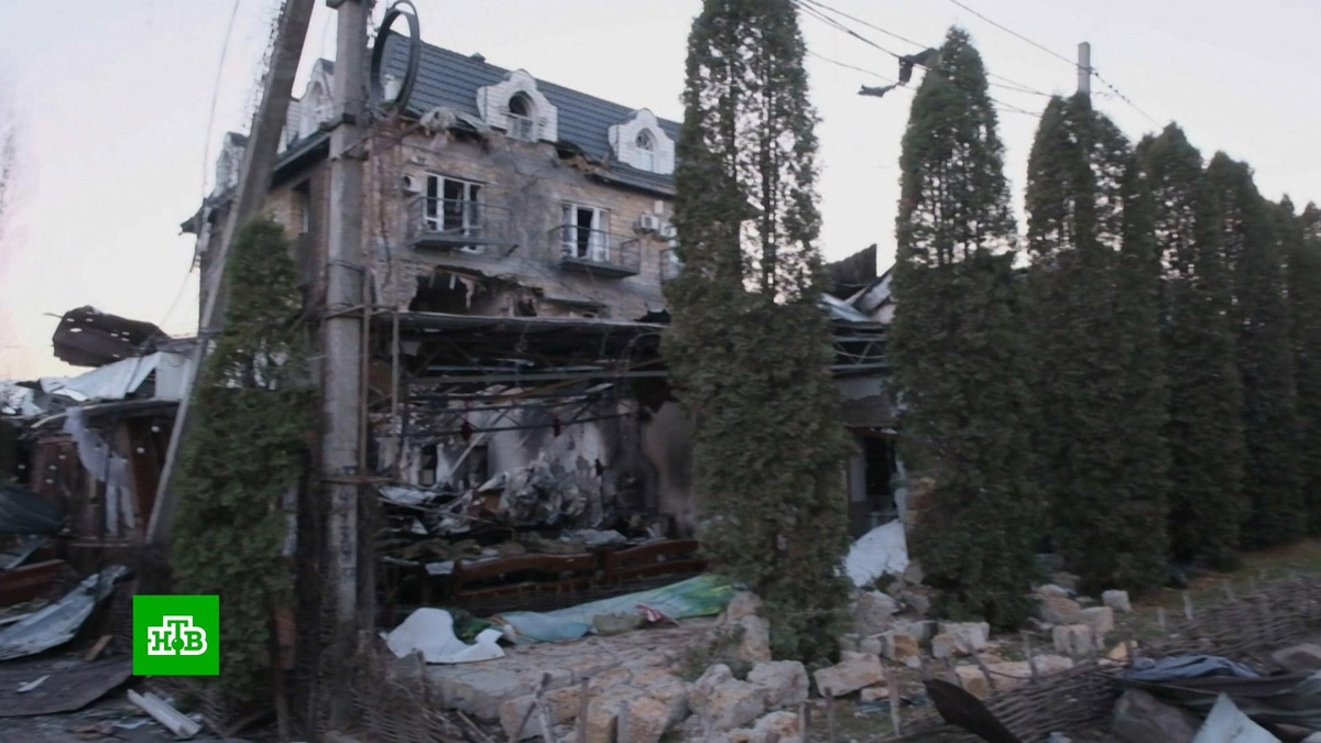    Выгорело все: последствия удара ВСУ по кафе и гостинице в Хорлах