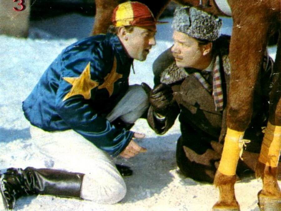 "Штрафной удар" В.Высоцкий - гимнаст. М.Пуговкин - Кукушкин.