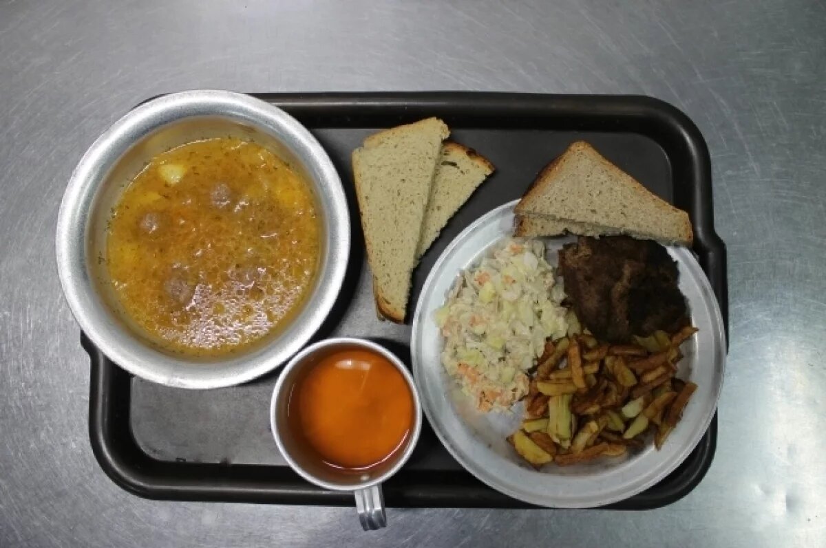    В УФСИН Карелии рассказали, чем кормили осуждённых в Новый год