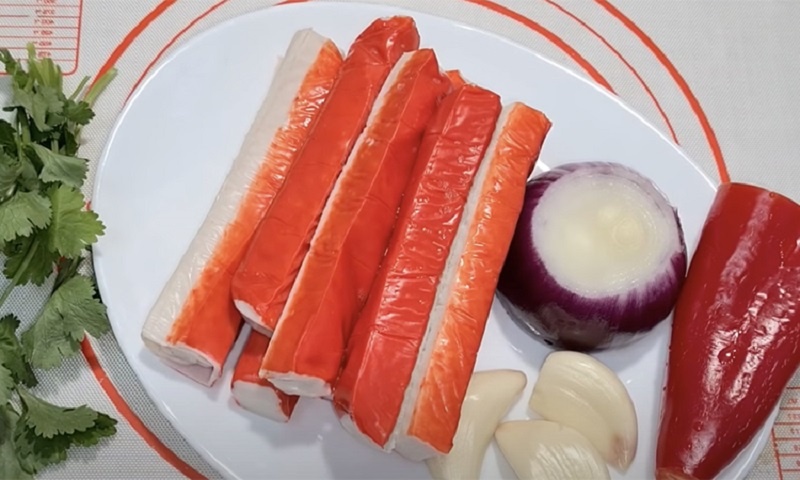 Маринуем крабовые палочки в банке — превращаем простую закуску в гастрономический деликатес