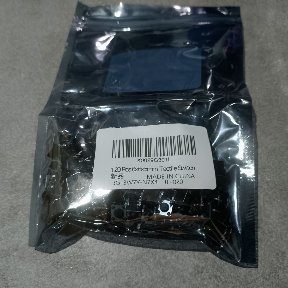      Упаковка набора тактовых кнопок 6×6 мм (вид 01).