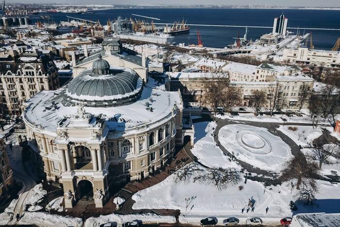 Обложка © Shutterstock / FOTODOM / Hrecheniuk Oleksii