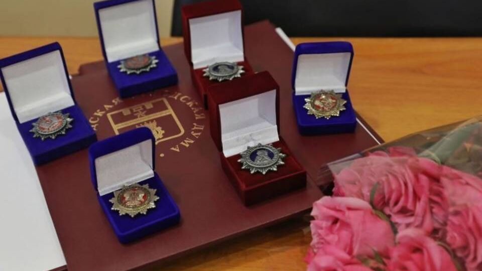 В Волгограде почетными знаками отметили многодетные семьи