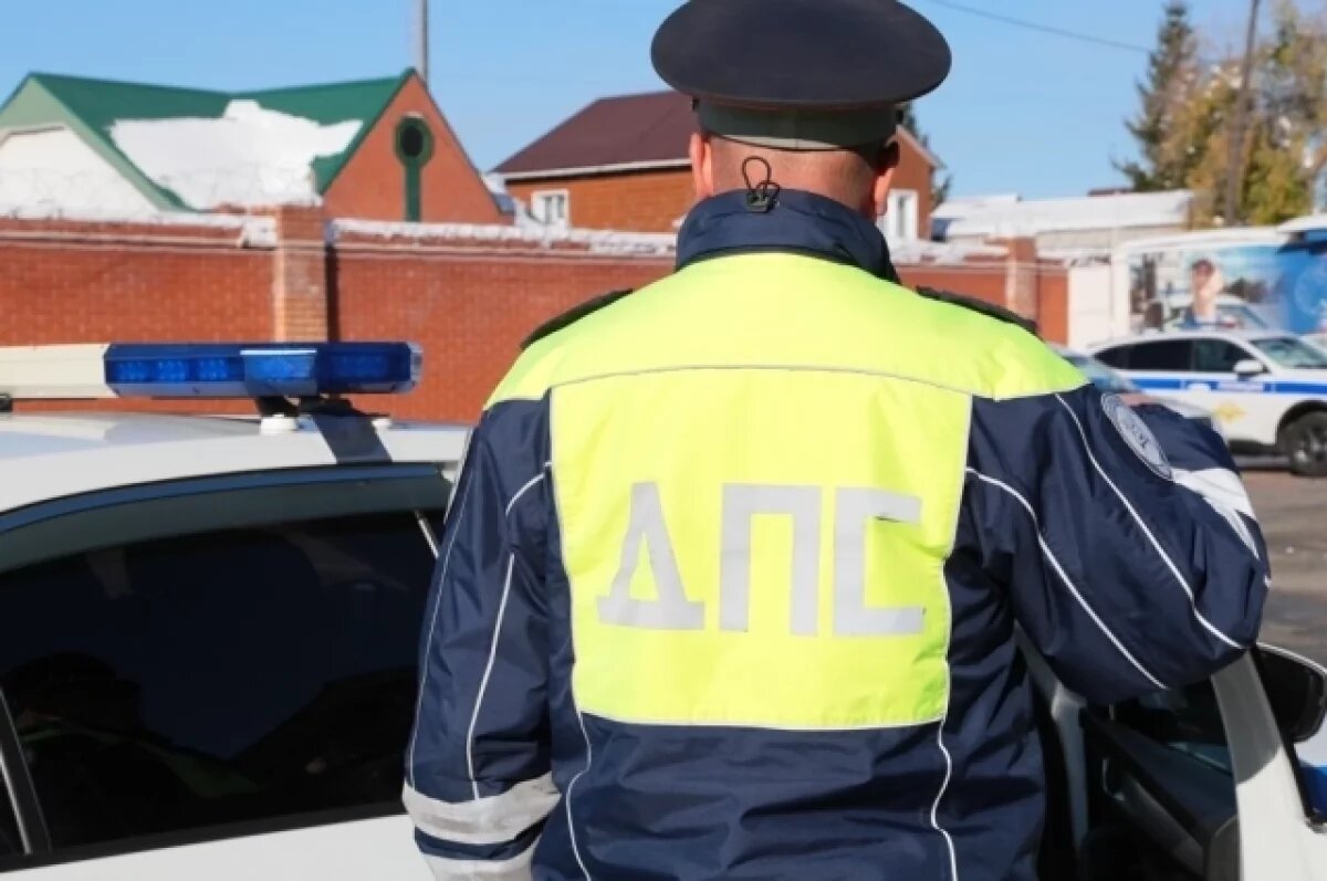    В Дзержинске патруль остановил авто без дверей и капота: водитель был пьян