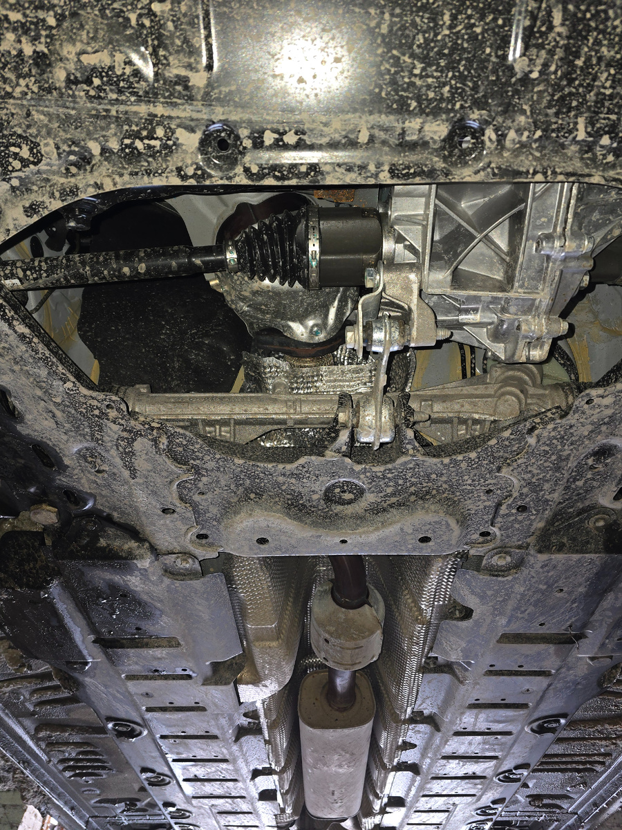 Привода и КПП автомобиля с 5МТ.