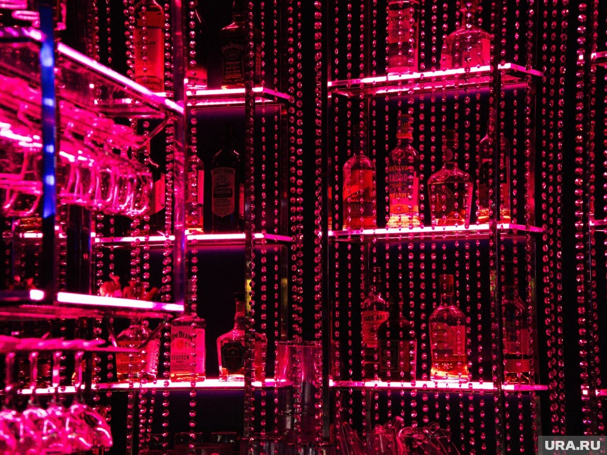     Бар проработал в Тюмени 14 лет