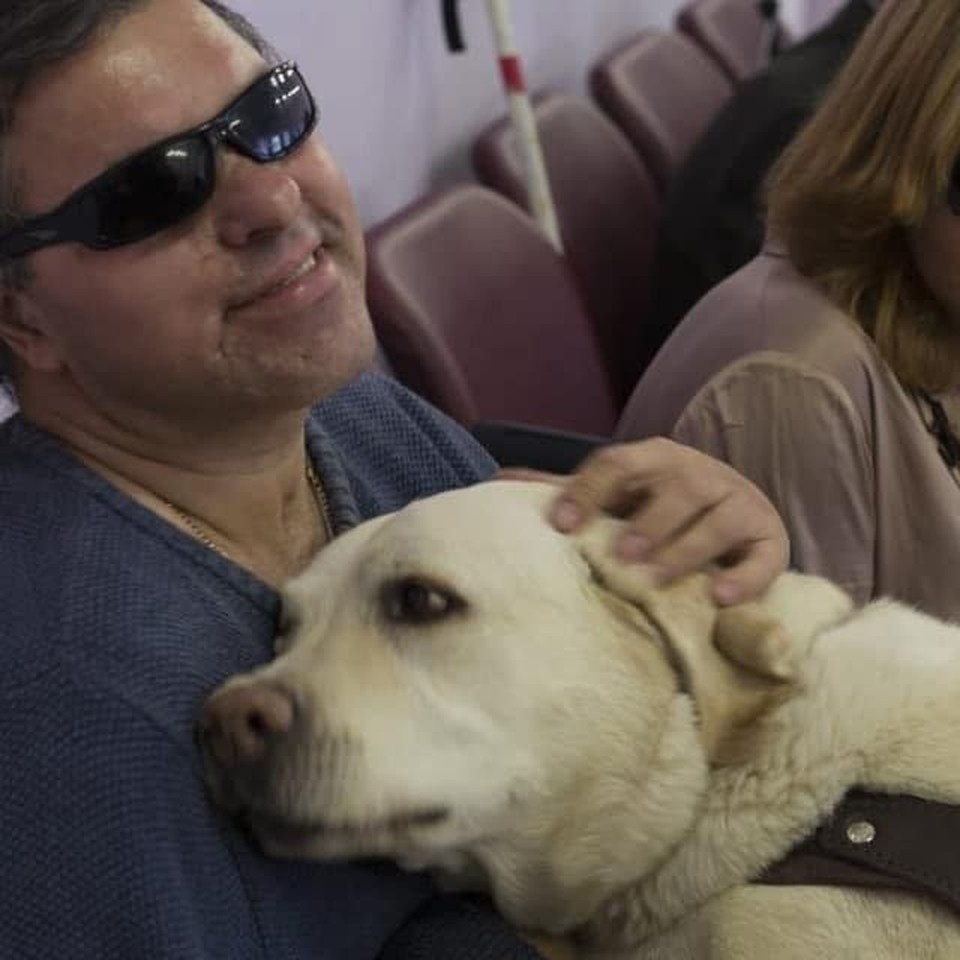    Долгие годы Михаила сопровождал верный лабрадор по кличке Макс Личный архив