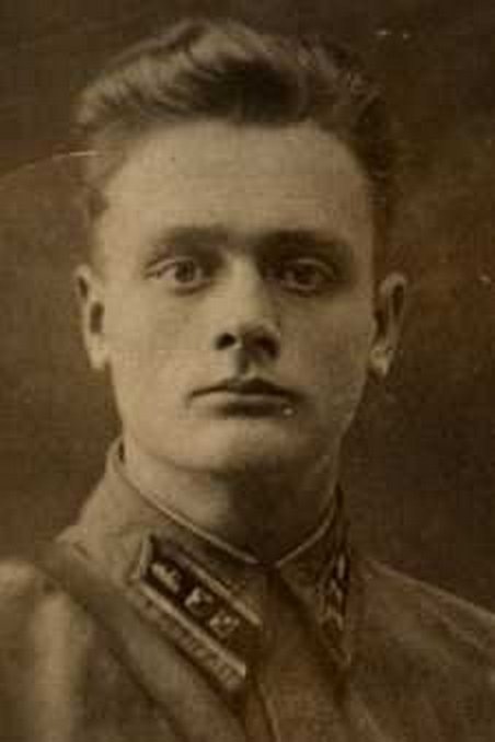 Начальник разведотдела 2-ой Особой партизанской бригады СЗФ старший лейтенант Герман Александр Викторович