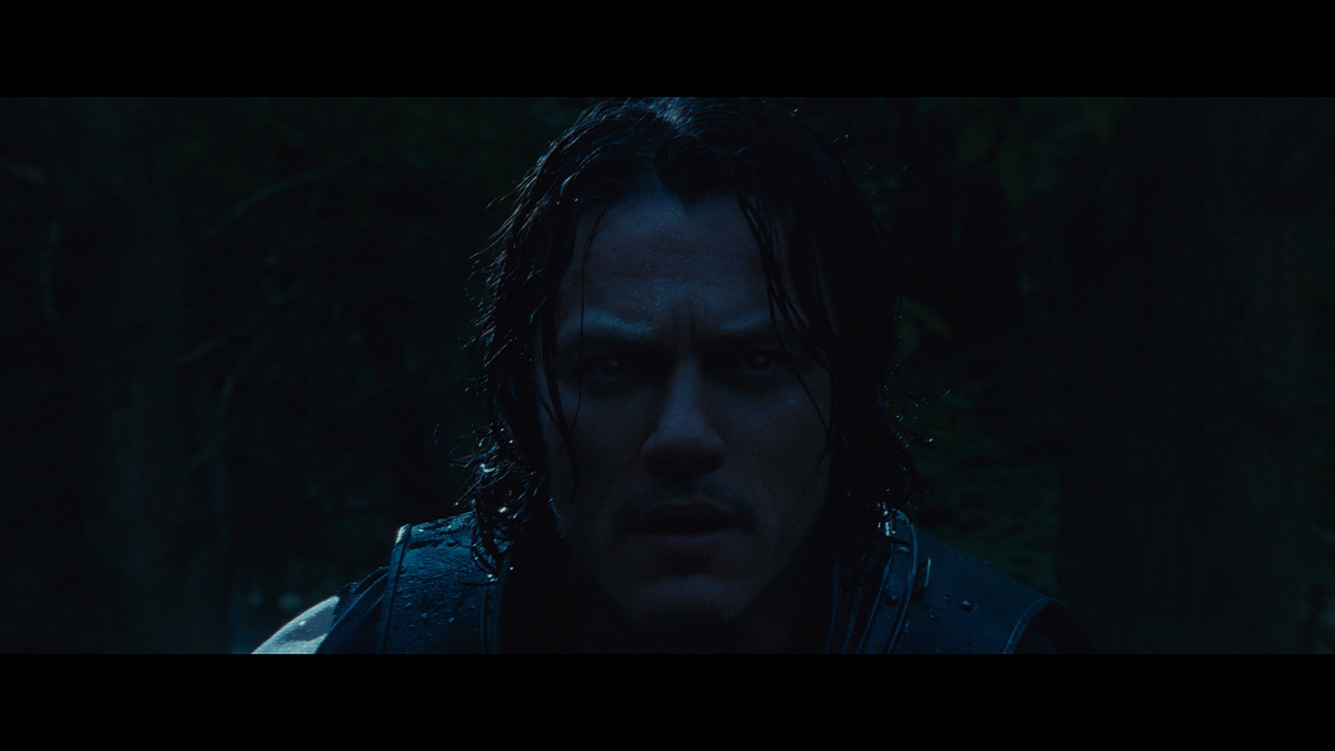 Кадр из фильма Дракула (2014)