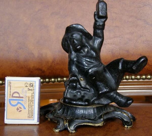 О неспособности чугуна для ваятельных и скульптурных произведений