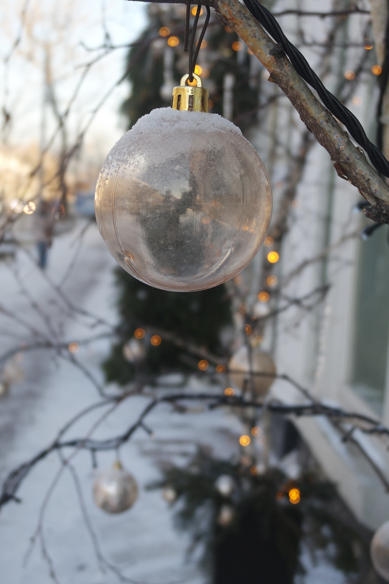 листать вправо