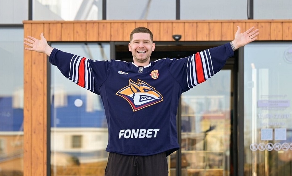    «Металлург» не хочет разрывать контракт с Кузнецовым. Фото: ХК «Металлург»