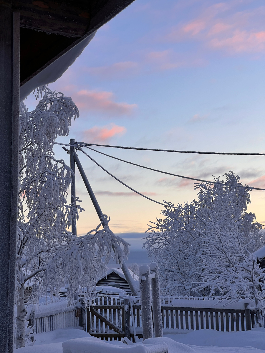 Детство – самая прекрасная пора, и воспоминания о нём сопровождают нас в течение всей жизни. 