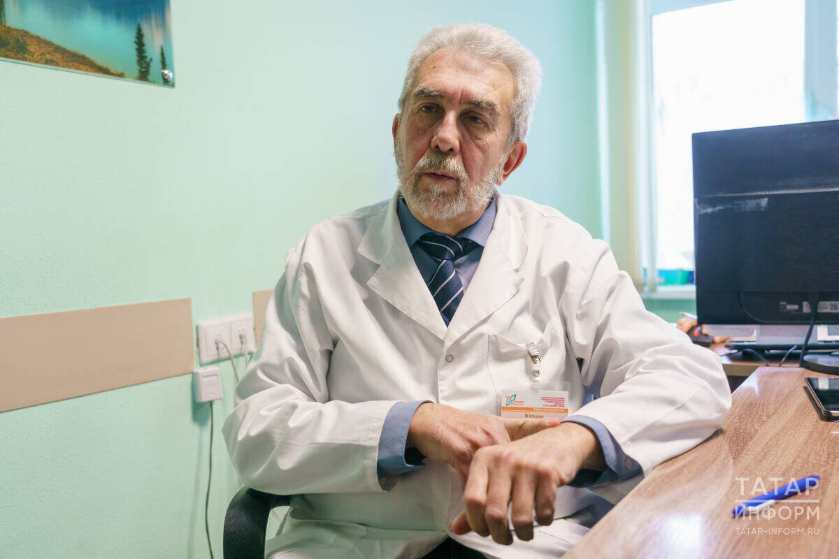 Равиль Юсупов: «Я хочу обратиться к нашим пенсионерам: если вы не одиноки и живете с семьей, не выходите в гололед на улицу без нужды»Фото: © Салават Камалетдинов / «Татар-информ»