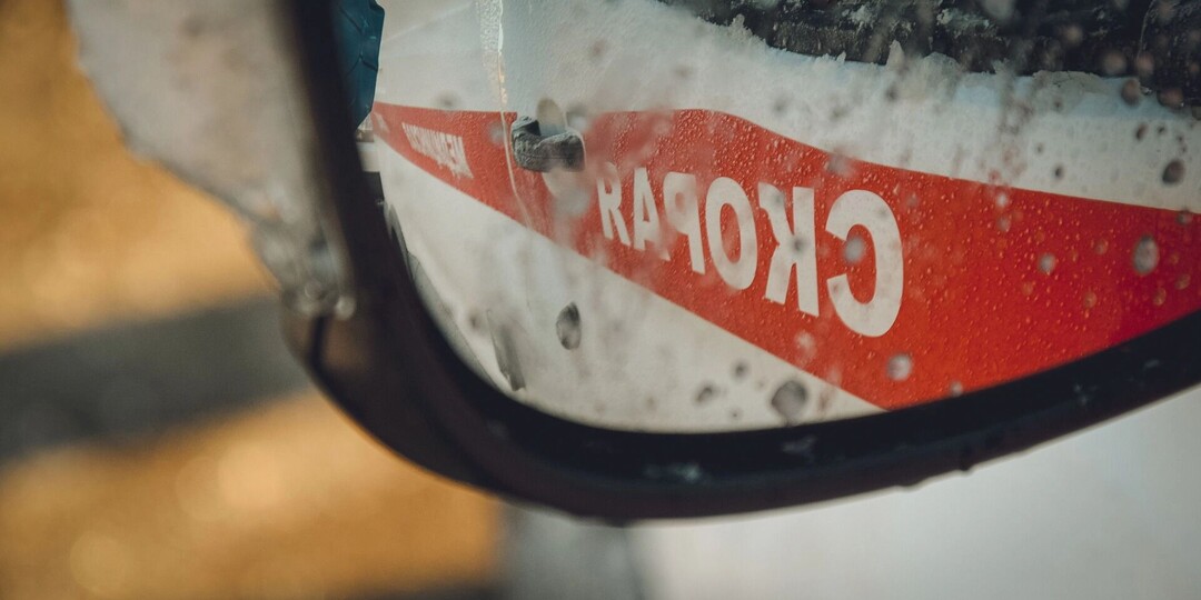 Водитель снегохода разбился в Карелии