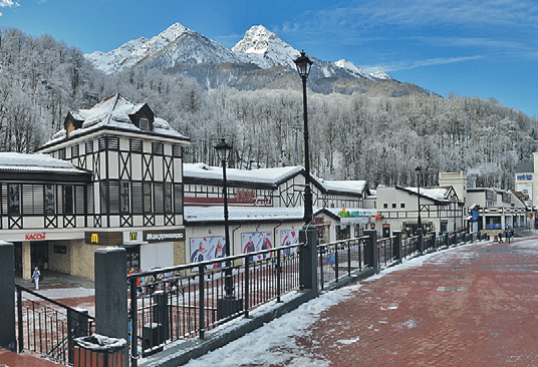 И безусловно - наш Кавказ гораздо привлекательнее их Швейцарии. Фото: Фотобанк Лори