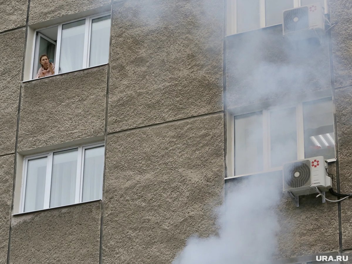     Квартира загорелась в многоэтажке ЖК «Белые ночи»