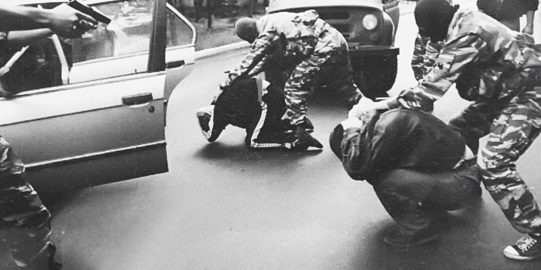 «Фас! Валим всё живое»: полковник СОБРа о том, как ломали бандитов в лихие 90-е