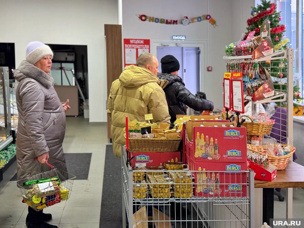     Владелец магазина прислушивается к советам курганцев и изучает спрос на турецкие продукты