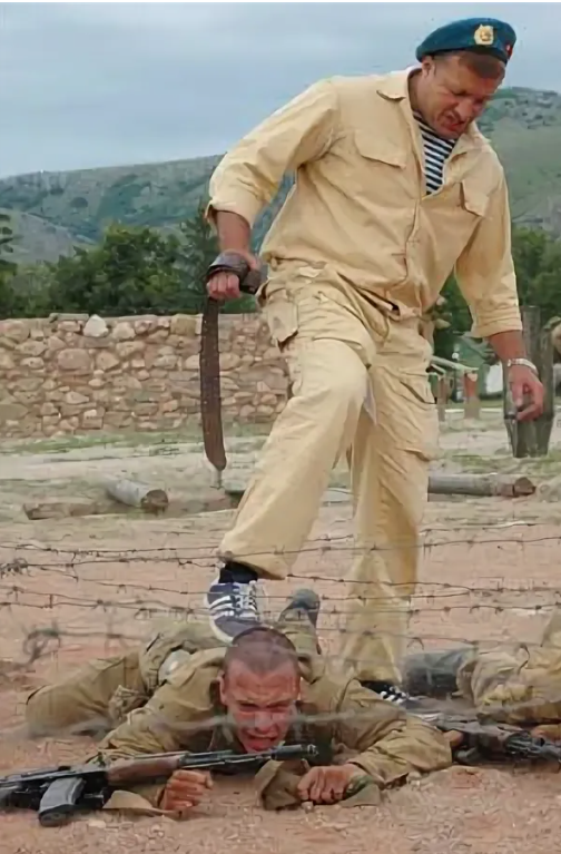 Кадр из фильма "9 рота"