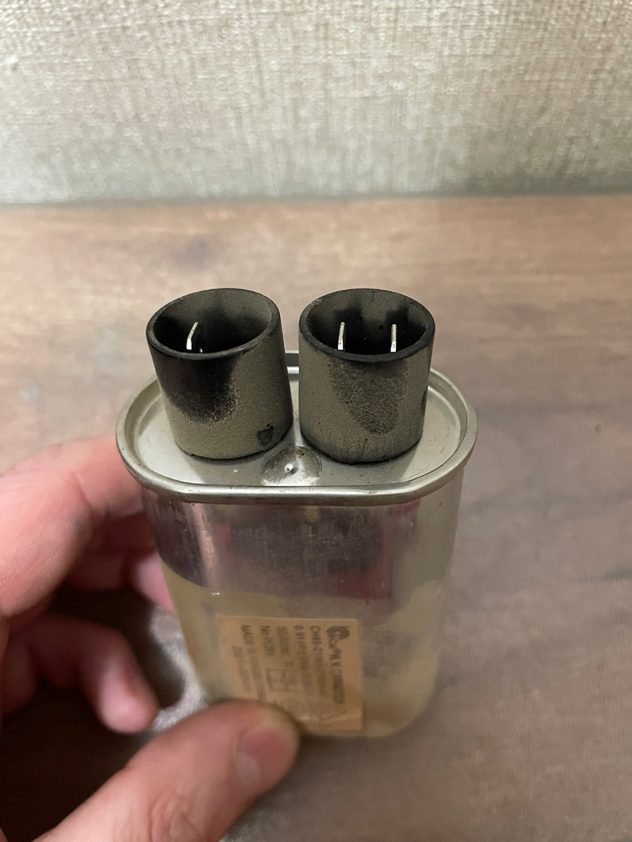 Высоковольтный конденсатор свч