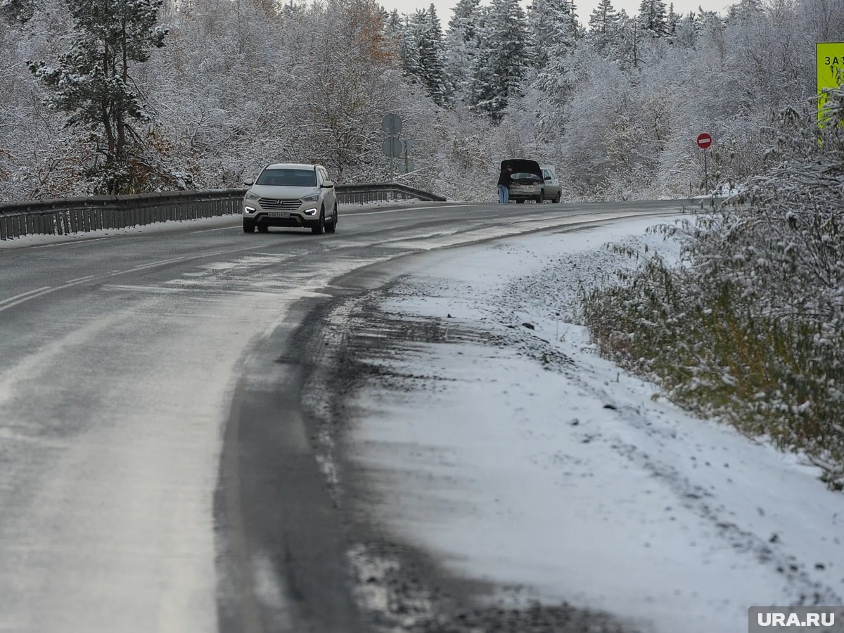    Поломка на трассе М5 привела к реверсивному движению