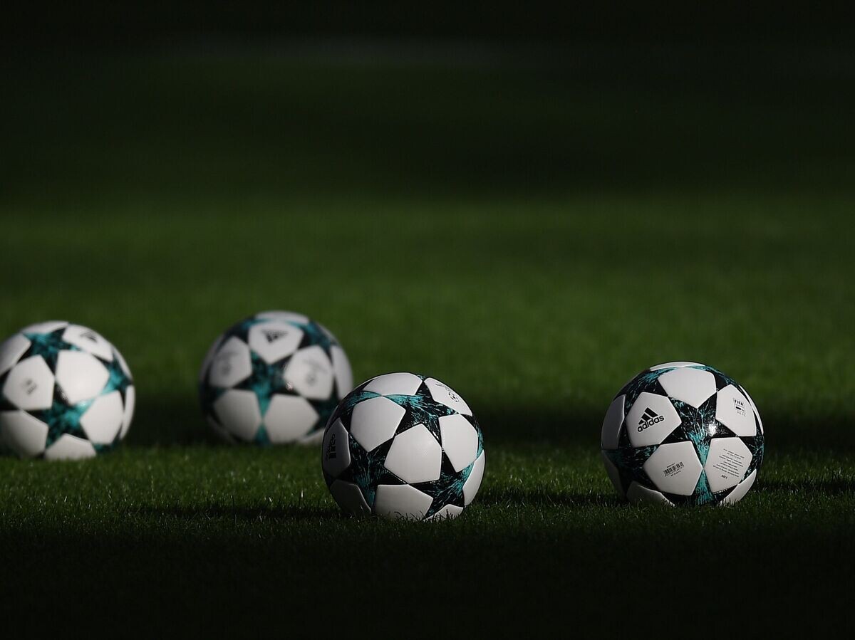    Официальные мячи Лиги чемпионов УЕФА | © РИА Новости / Владимир Астапкович