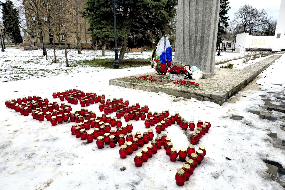    В Геническе почтили память жертв теракта в Хорлах/Министерство молодежной политики Херсонской области